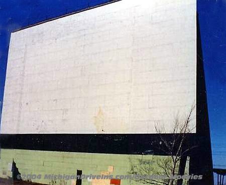 Starlite Drive-In Theatre - Starlite Screen 1987 Courtesy Outdoor Moovies (newer photo)